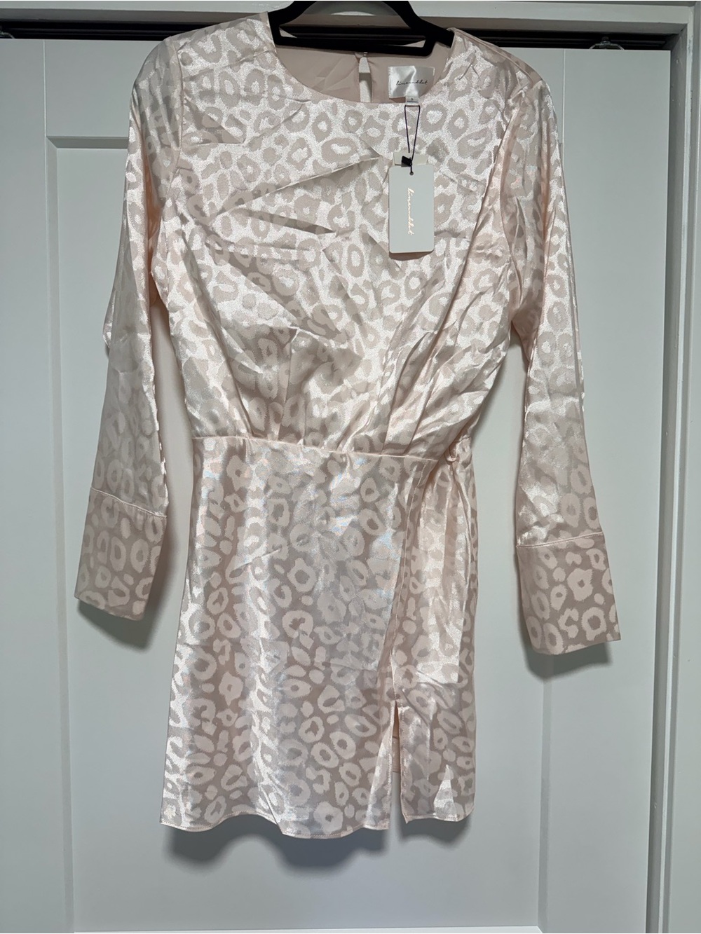 Line & Dot Pale Pink Leopard Jacquard Long Sleeve Dress